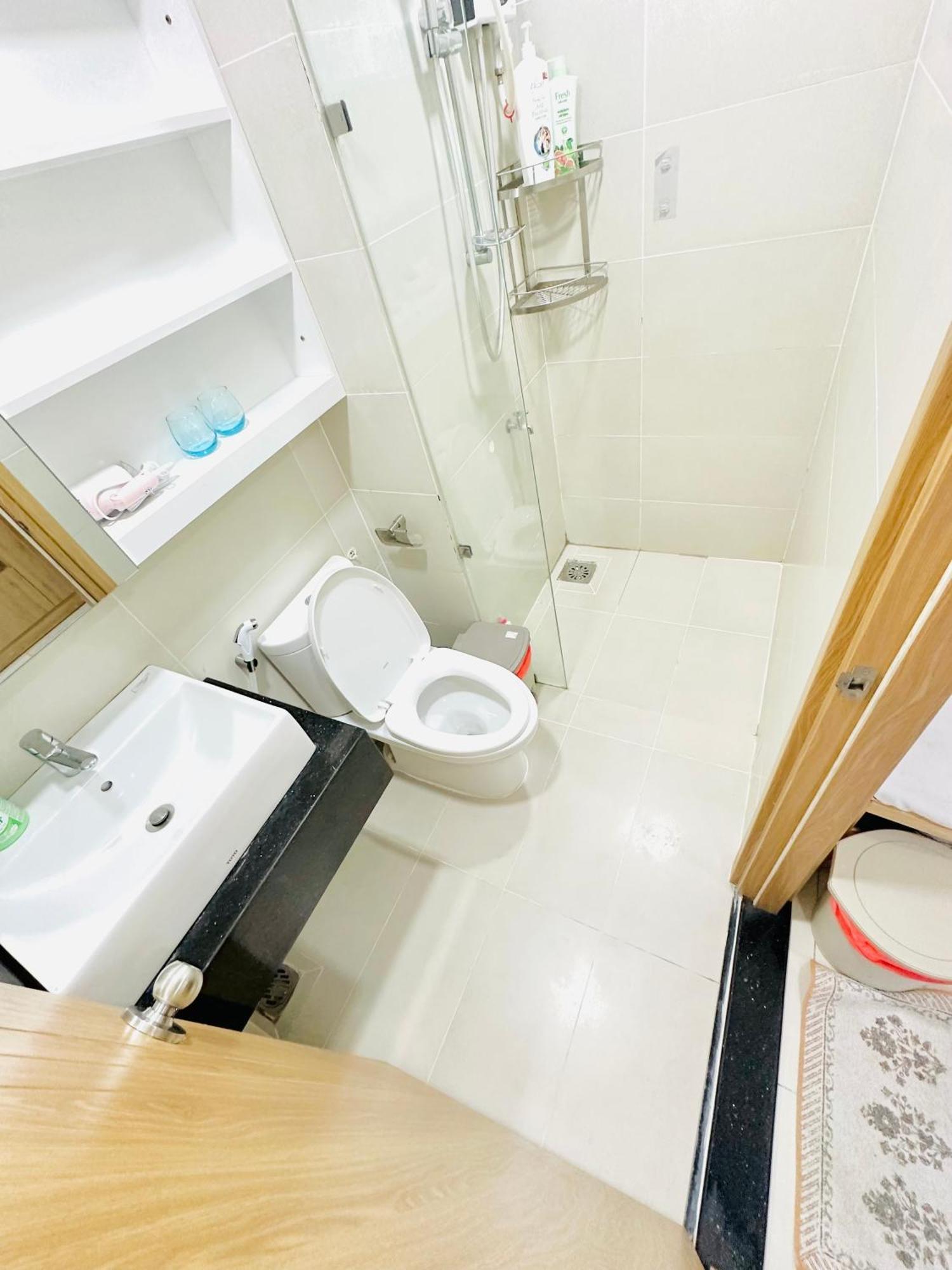 204 Spacious & Modern 1br With Kitchen *