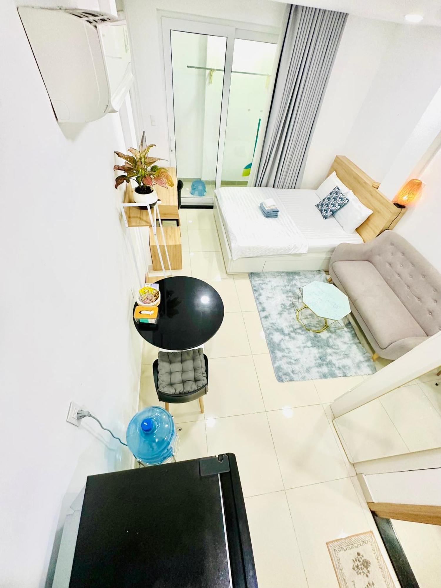 Căn hộ 204 Spacious & Modern 1br With Kitchen *
